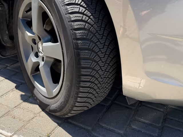 Skoda Rapid - фото 5