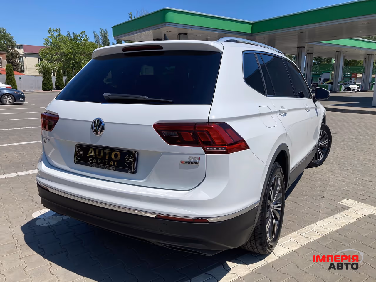 Volkswagen Tiguan - фото 14