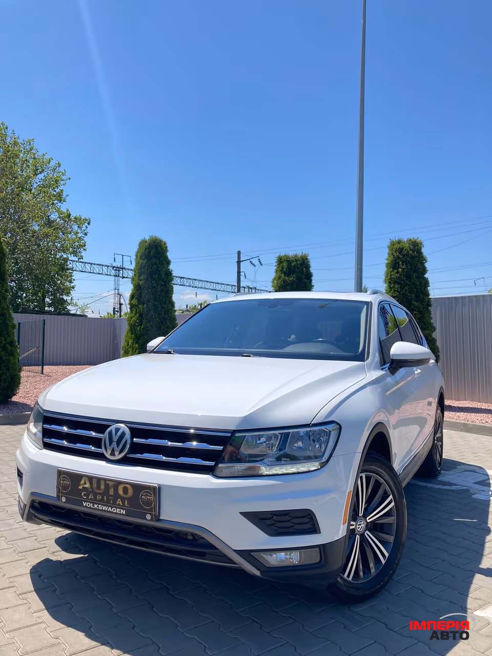 Volkswagen Tiguan - фото 9