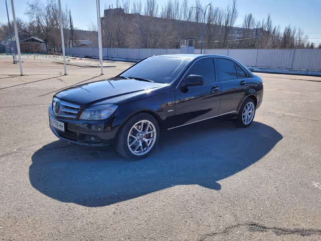 Mercedes-Benz C-Класс - фото 4