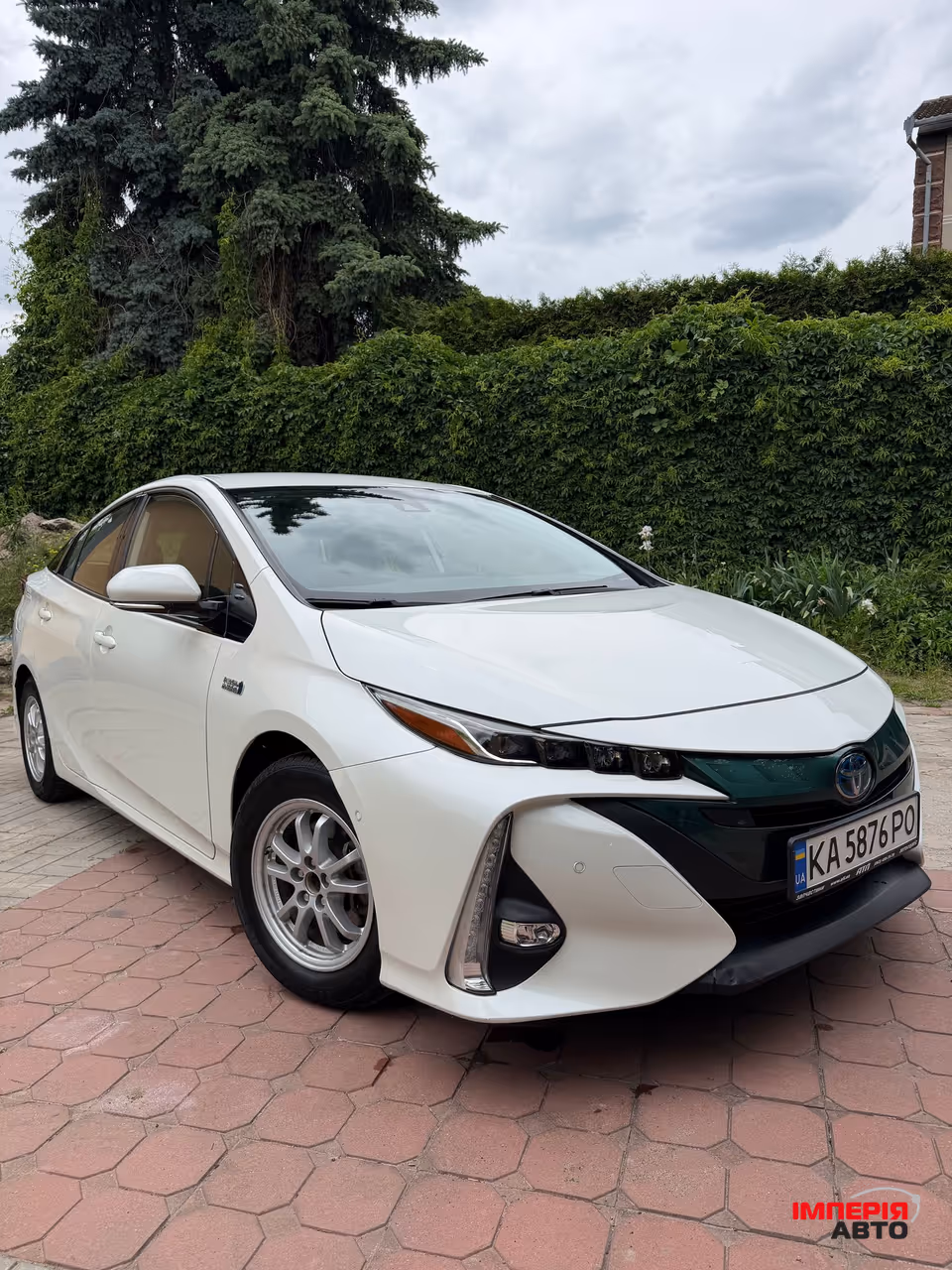 Toyota Prius - фото 3