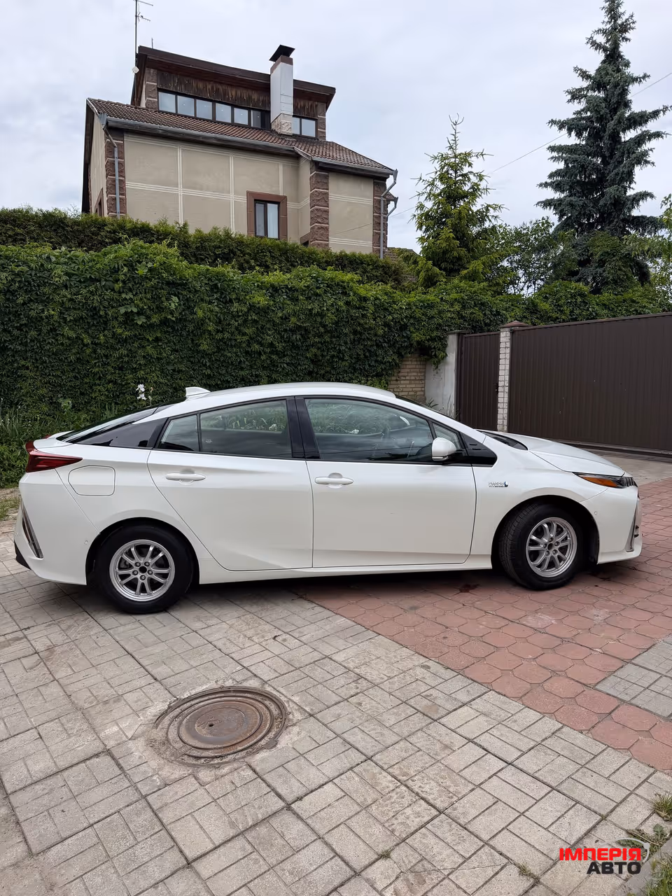 Toyota Prius - фото 9