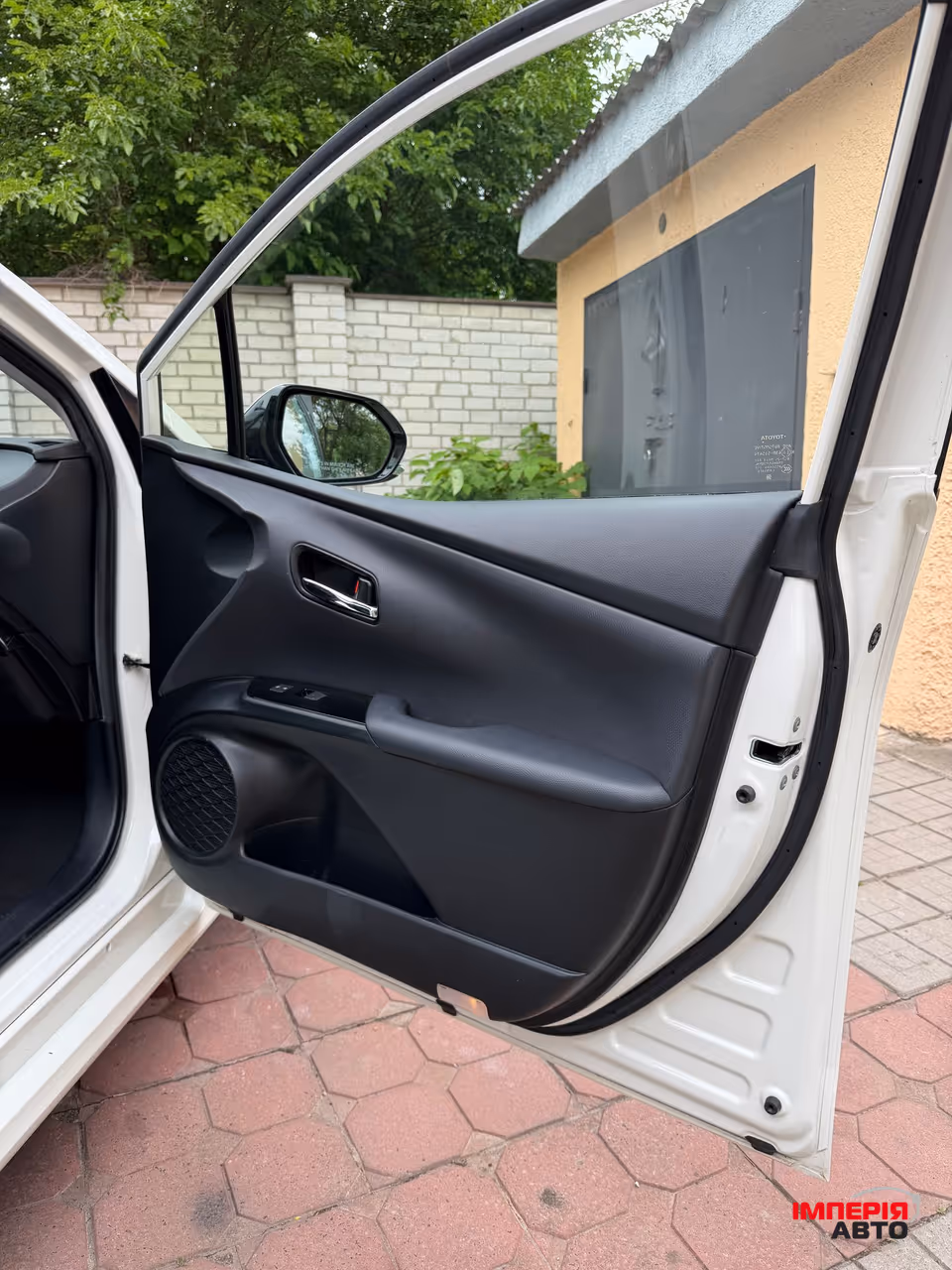 Toyota Prius - фото 16