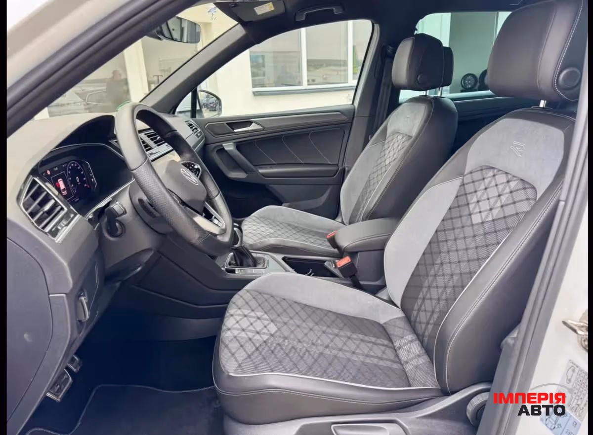Volkswagen Tiguan - фото 7