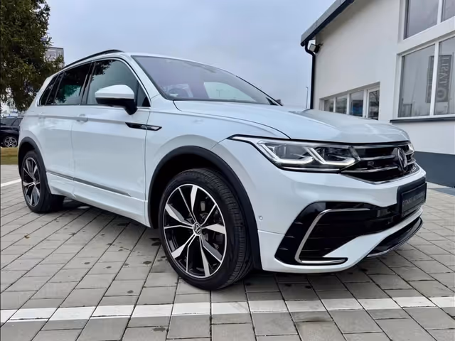 Volkswagen Tiguan - фото 1