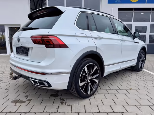 Volkswagen Tiguan - фото 3