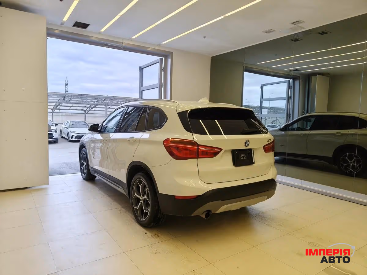BMW X1 - фото 5