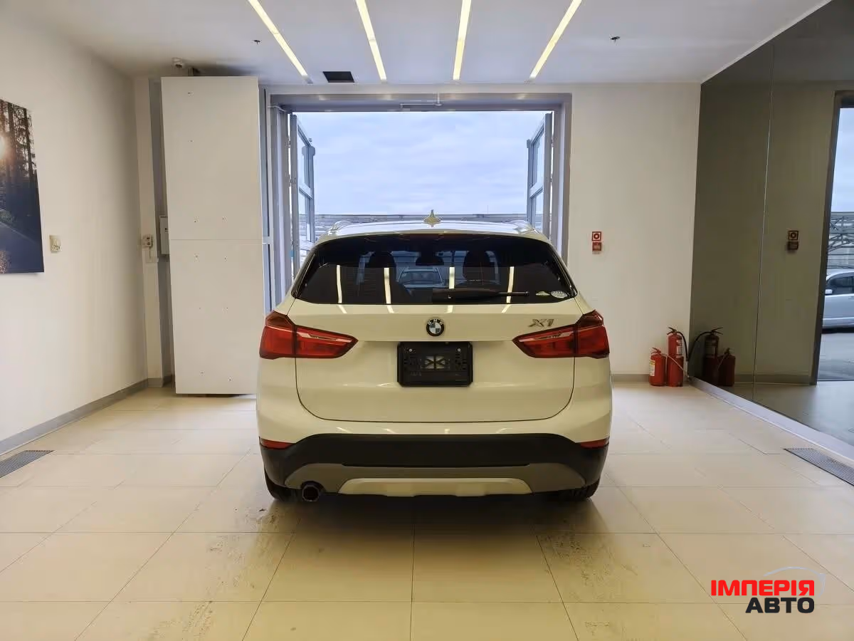 BMW X1 - фото 6