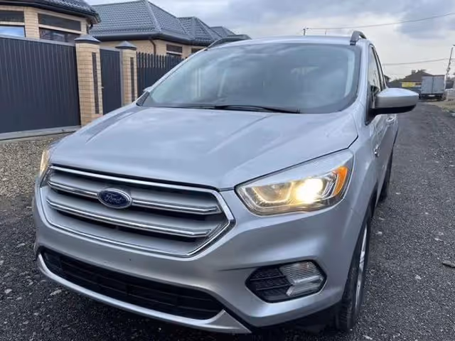 Ford Escape - фото 2