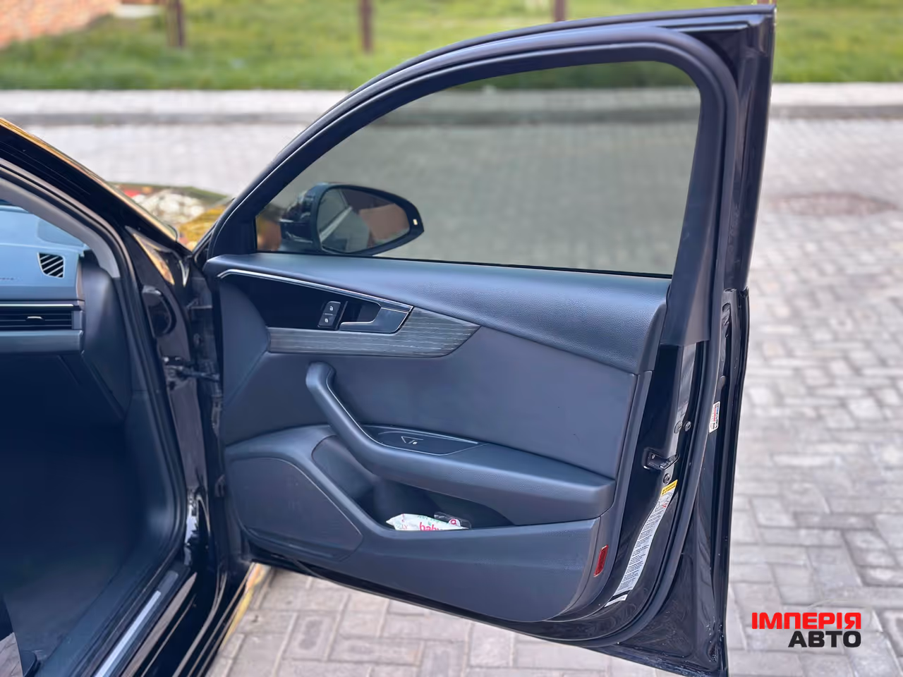 Audi A4 - фото 21