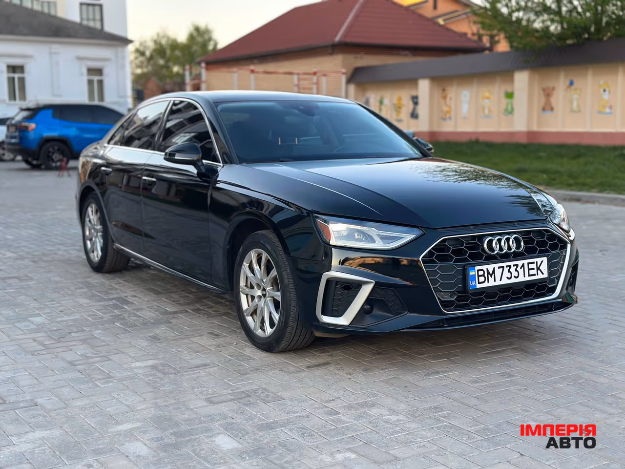 Audi A4 - фото 2
