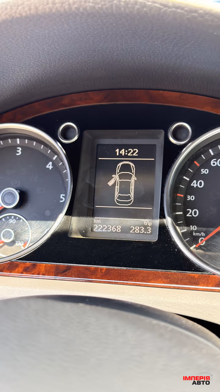 Volkswagen Passat - фото 4
