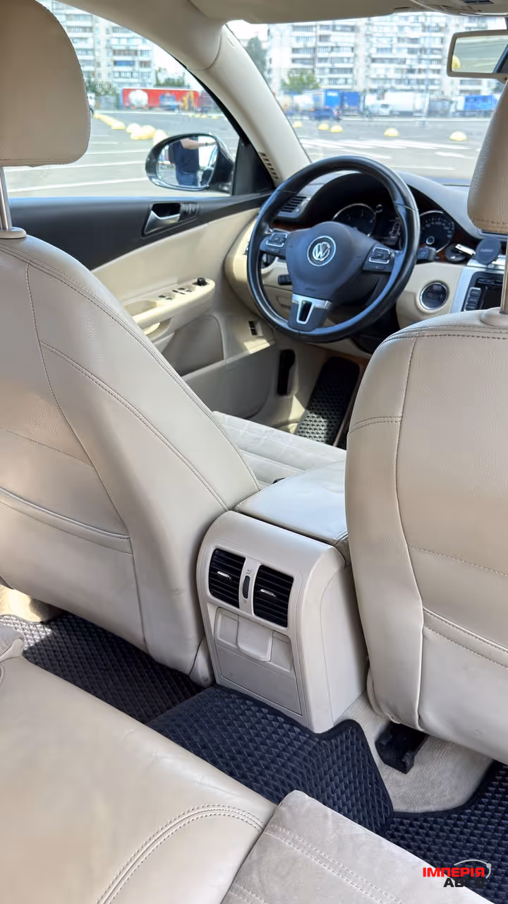 Volkswagen Passat - фото 5