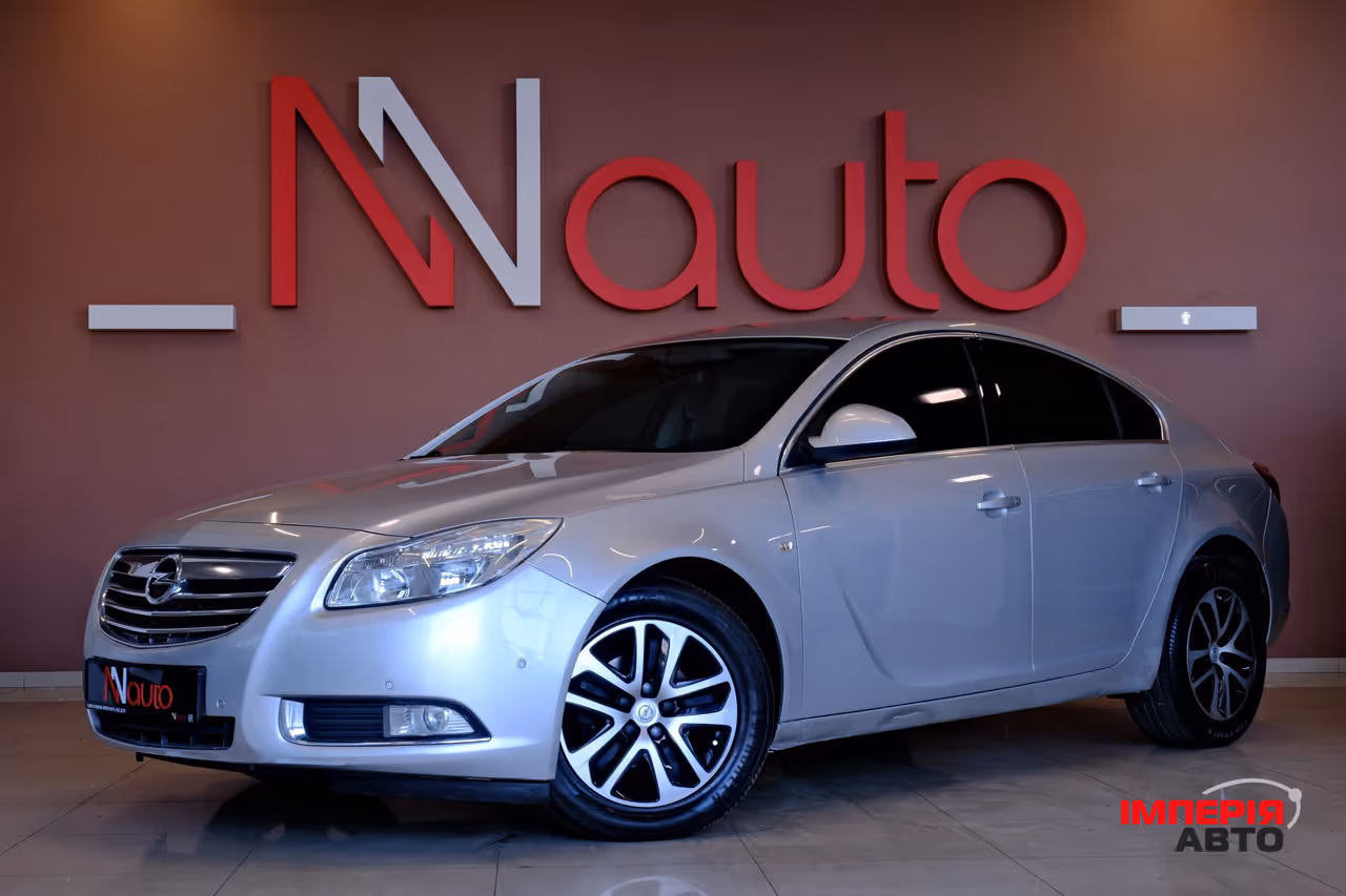 Opel Insignia - фото 1