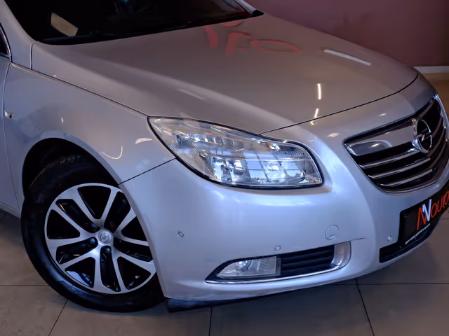 Opel Insignia - фото 3