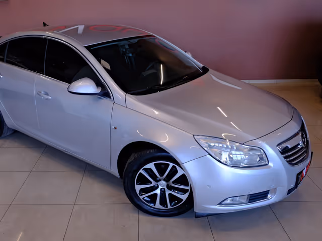 Opel Insignia - фото 4
