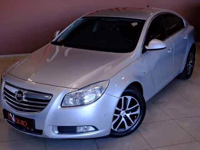 Opel Insignia - фото 2