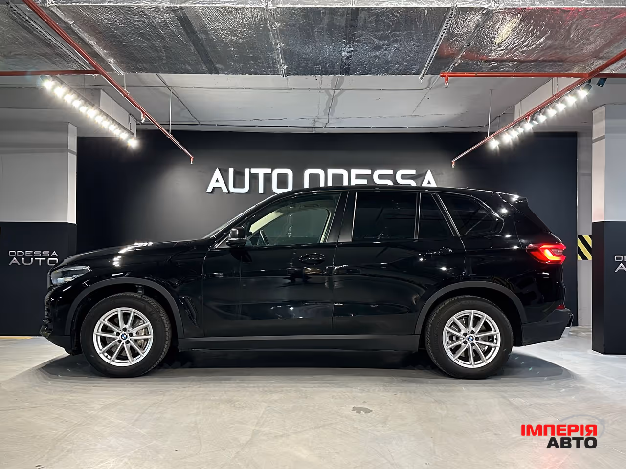 BMW X5 - фото 4