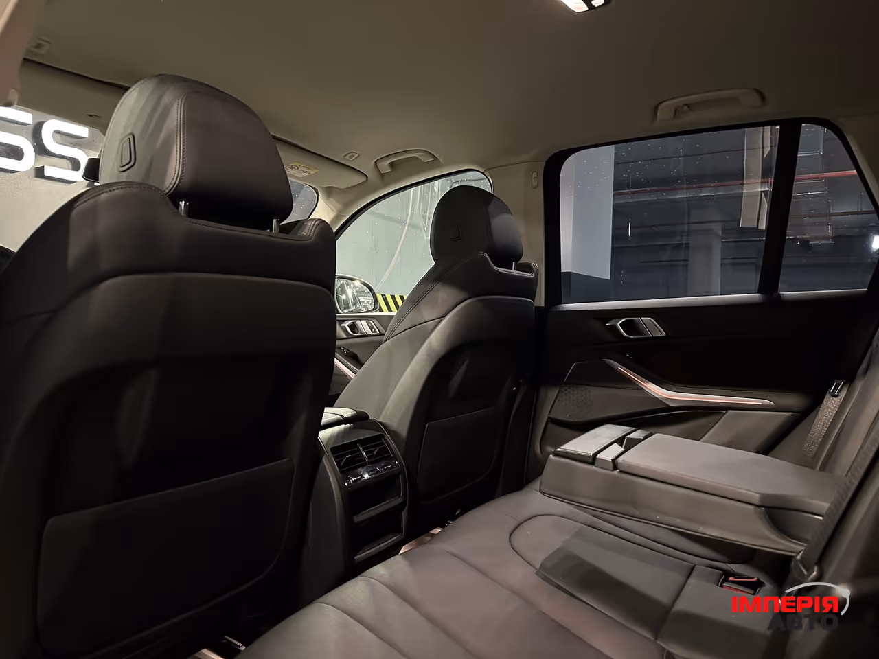 BMW X5 - фото 9