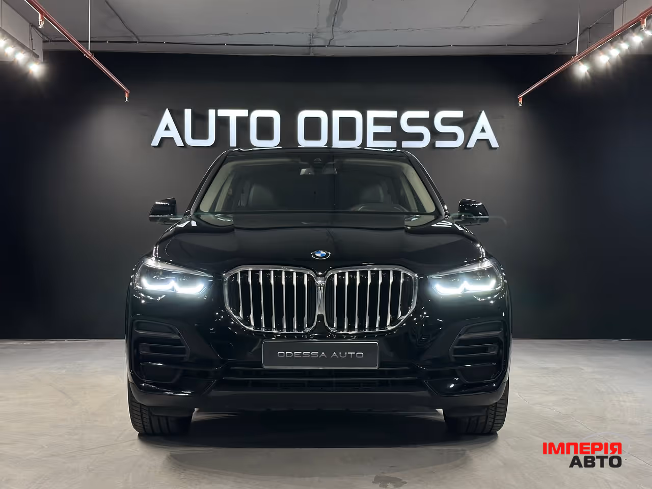 BMW X5 - фото 1