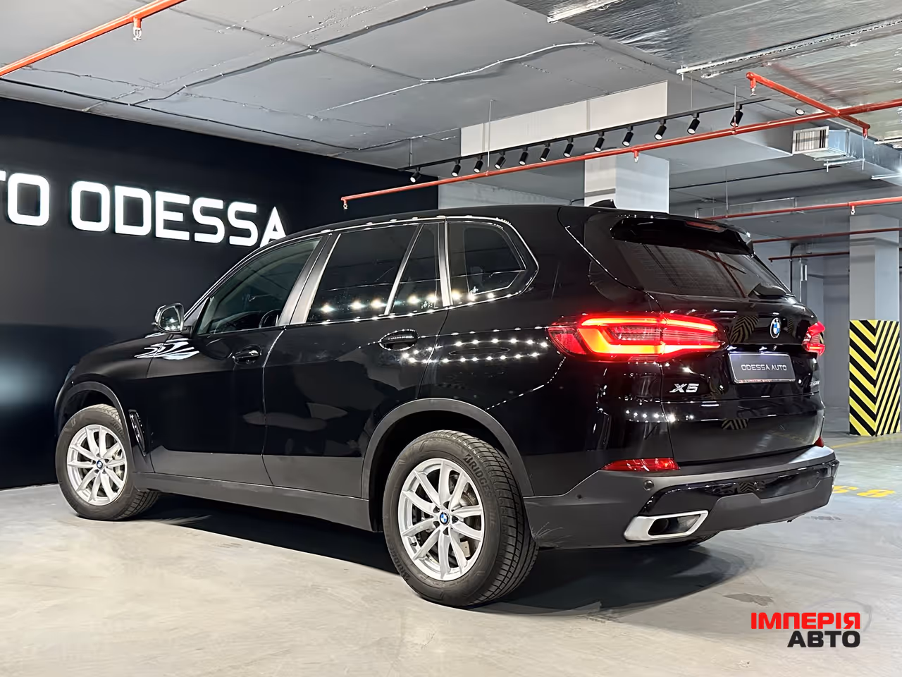 BMW X5 - фото 7