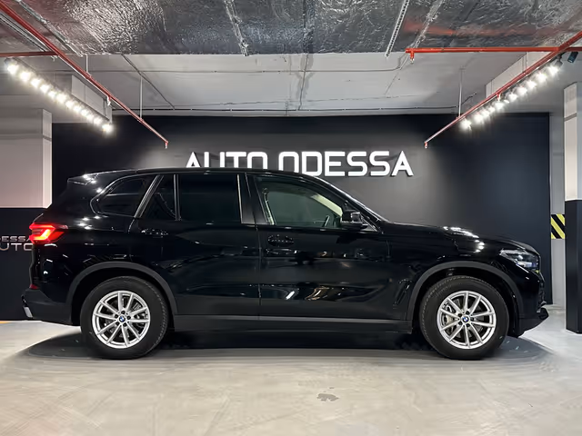 BMW X5 - фото 5