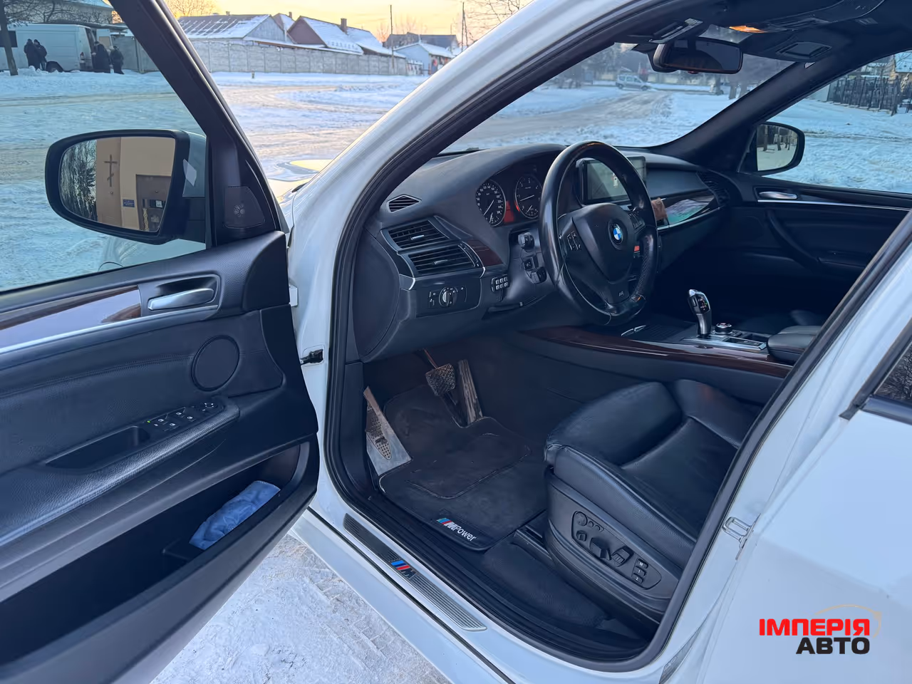 BMW X5 - фото 7