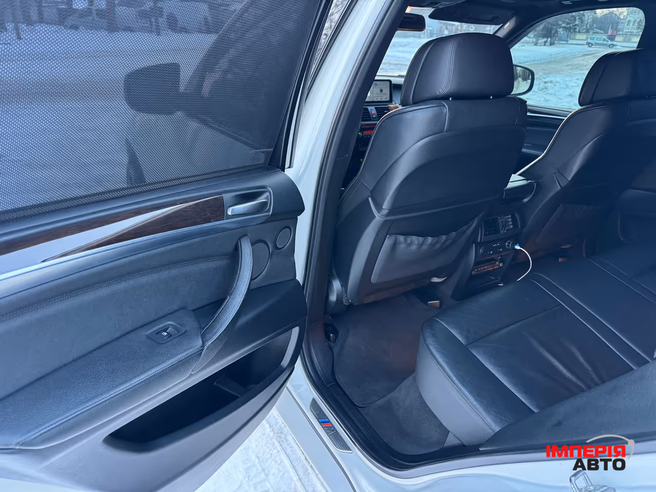 BMW X5 - фото 8