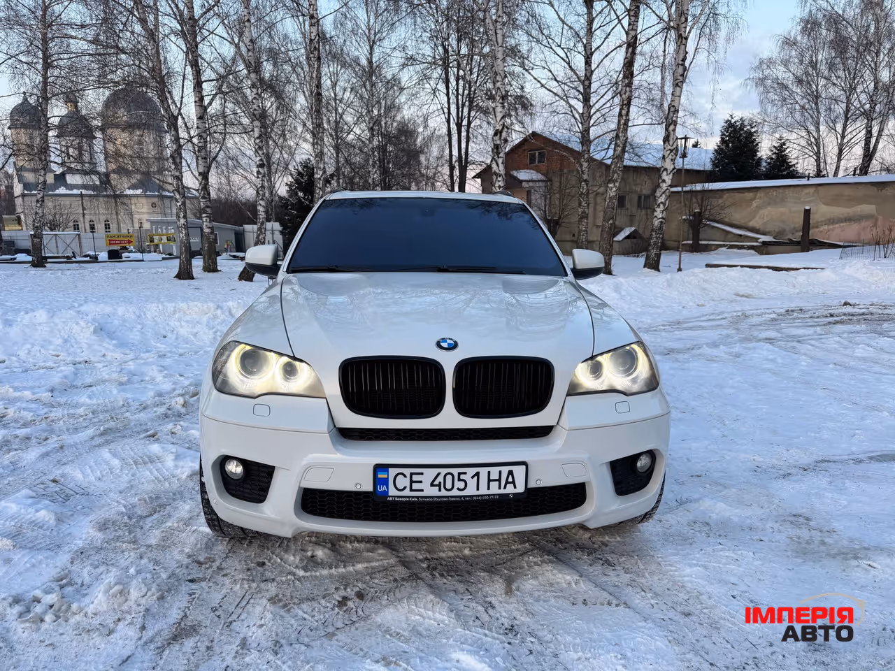 BMW X5 - фото 1