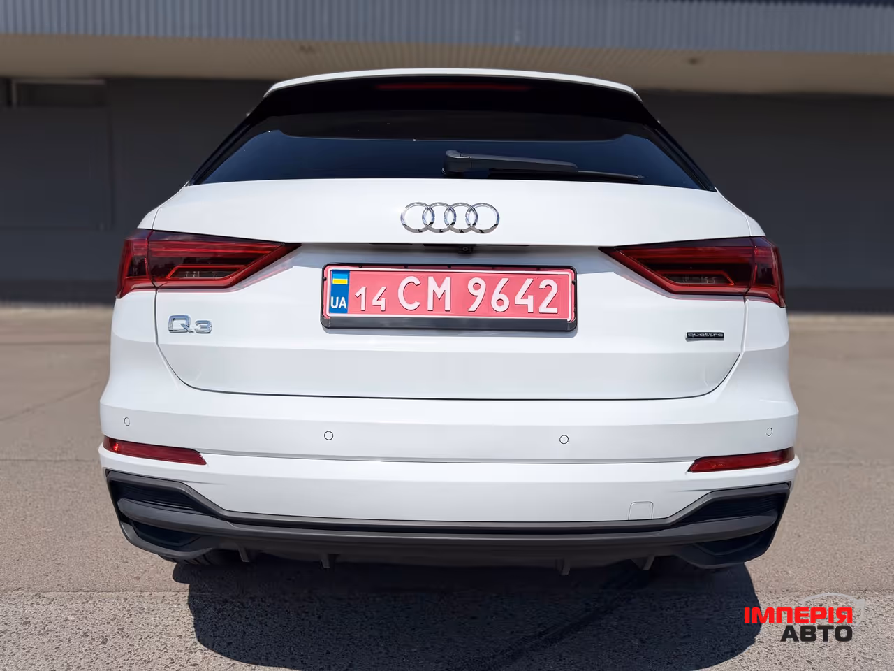 Audi Q3 - фото 13