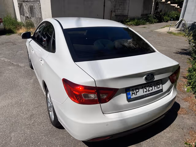 FAW Besturn B30 - фото 2