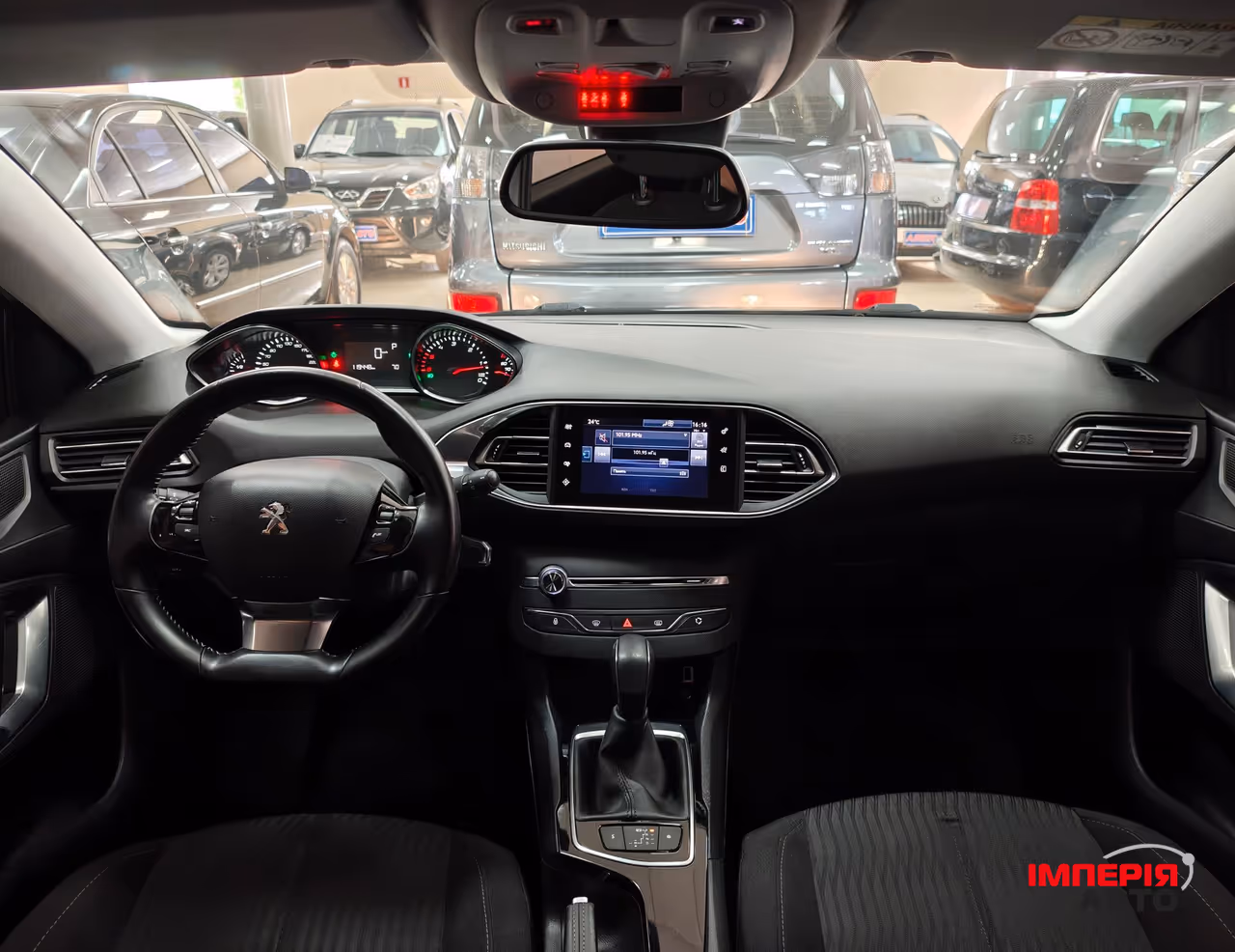 Peugeot 308 - фото 8