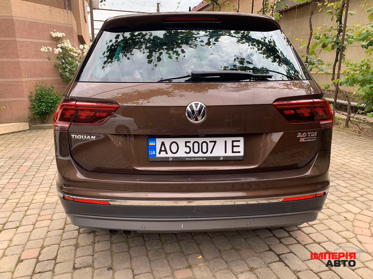 Volkswagen Tiguan - фото 6