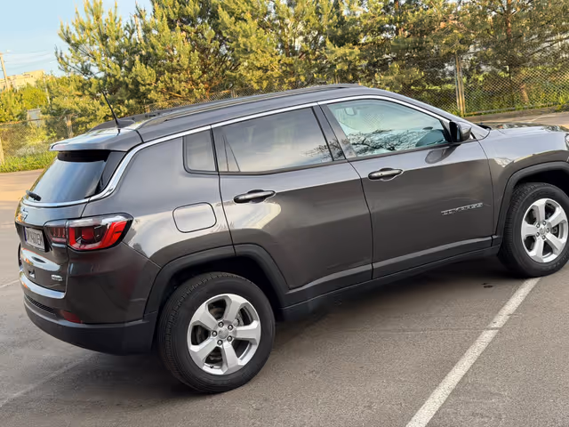 Jeep Compass - фото 5