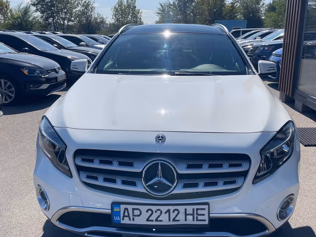 Mercedes-Benz GLA - фото 3