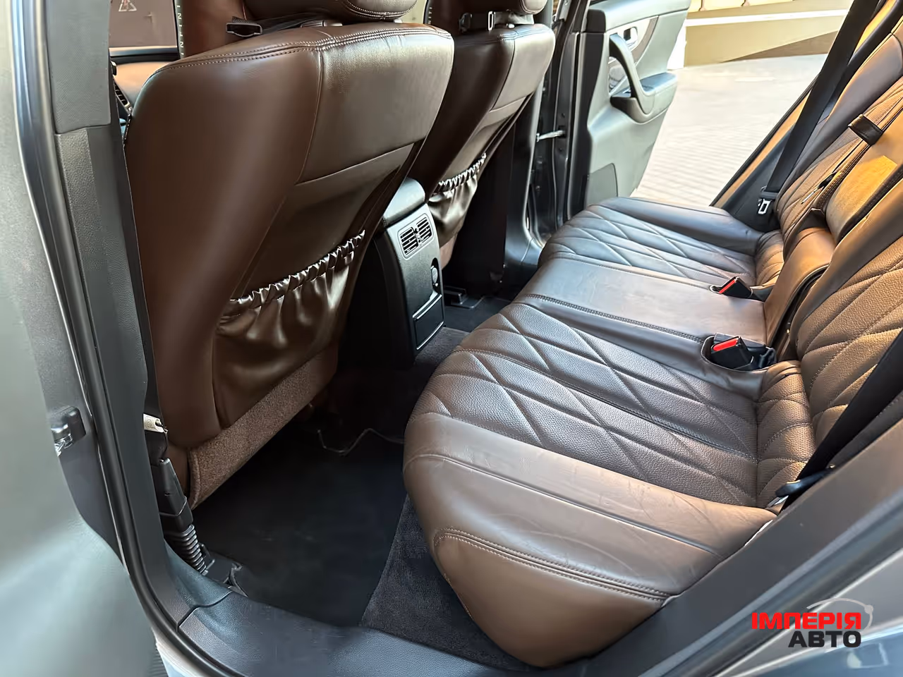 Infiniti QX70 - фото 10