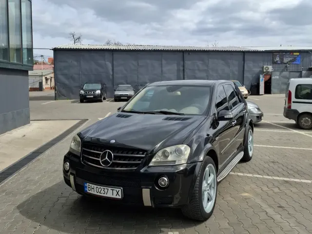 Mercedes-Benz M-Класс AMG - фото 5