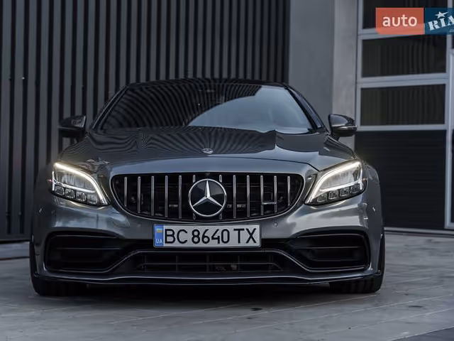 Mercedes-Benz C-Класс AMG - фото 3