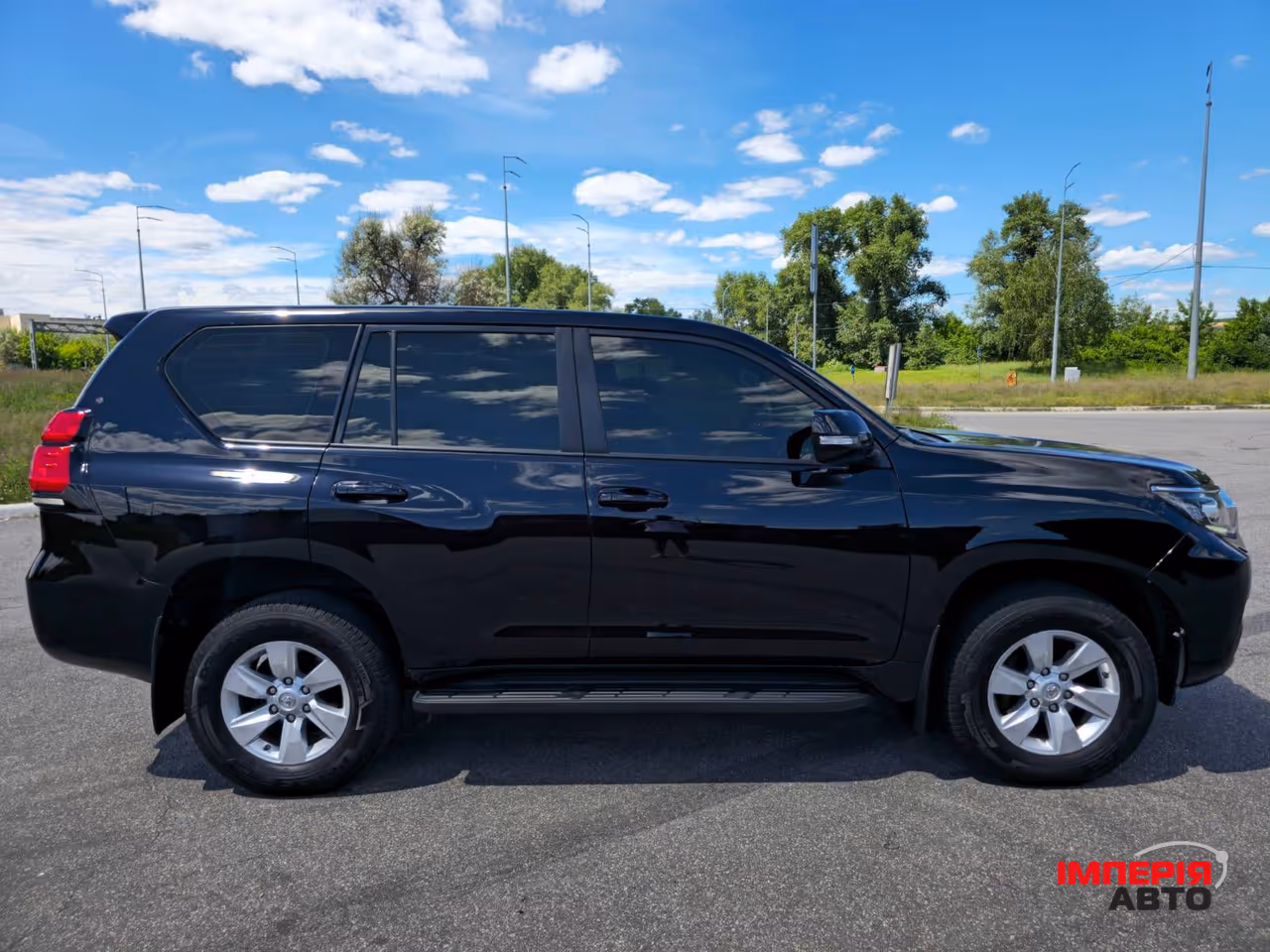 Toyota Land Cruiser Prado - фото 4