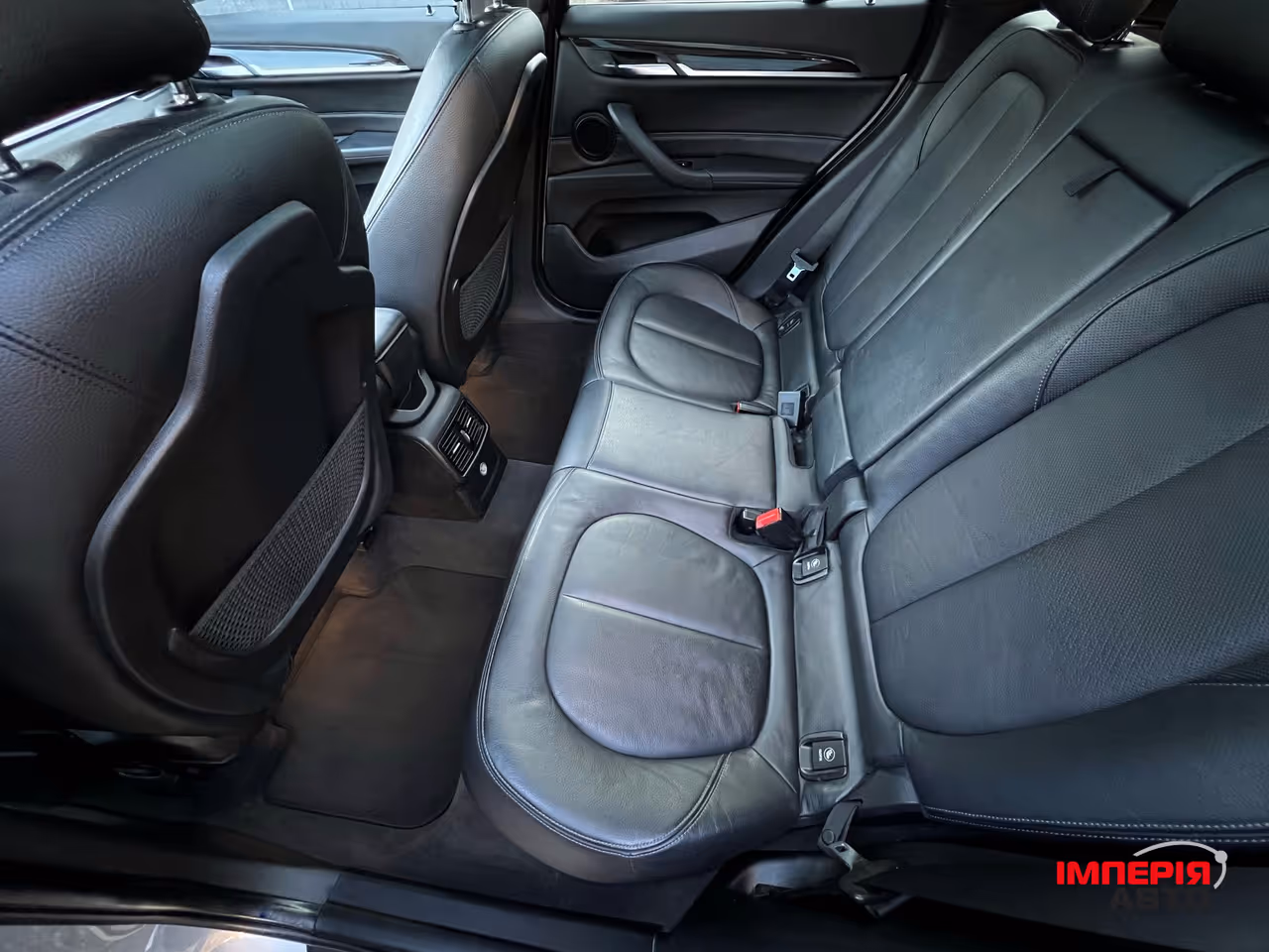 BMW X1 - фото 8