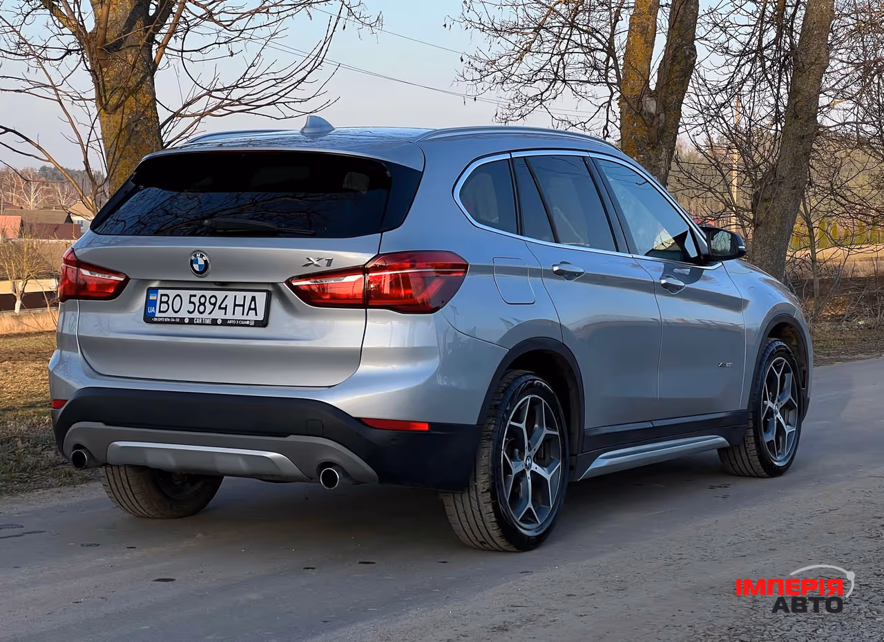BMW X1 - фото 2
