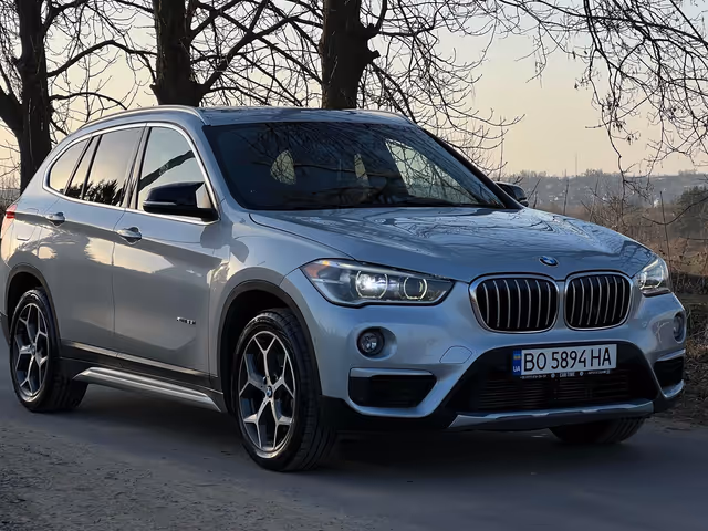 BMW X1 - фото 3