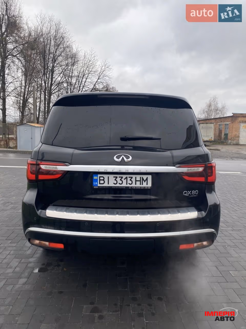 Infiniti QX80 - фото 4