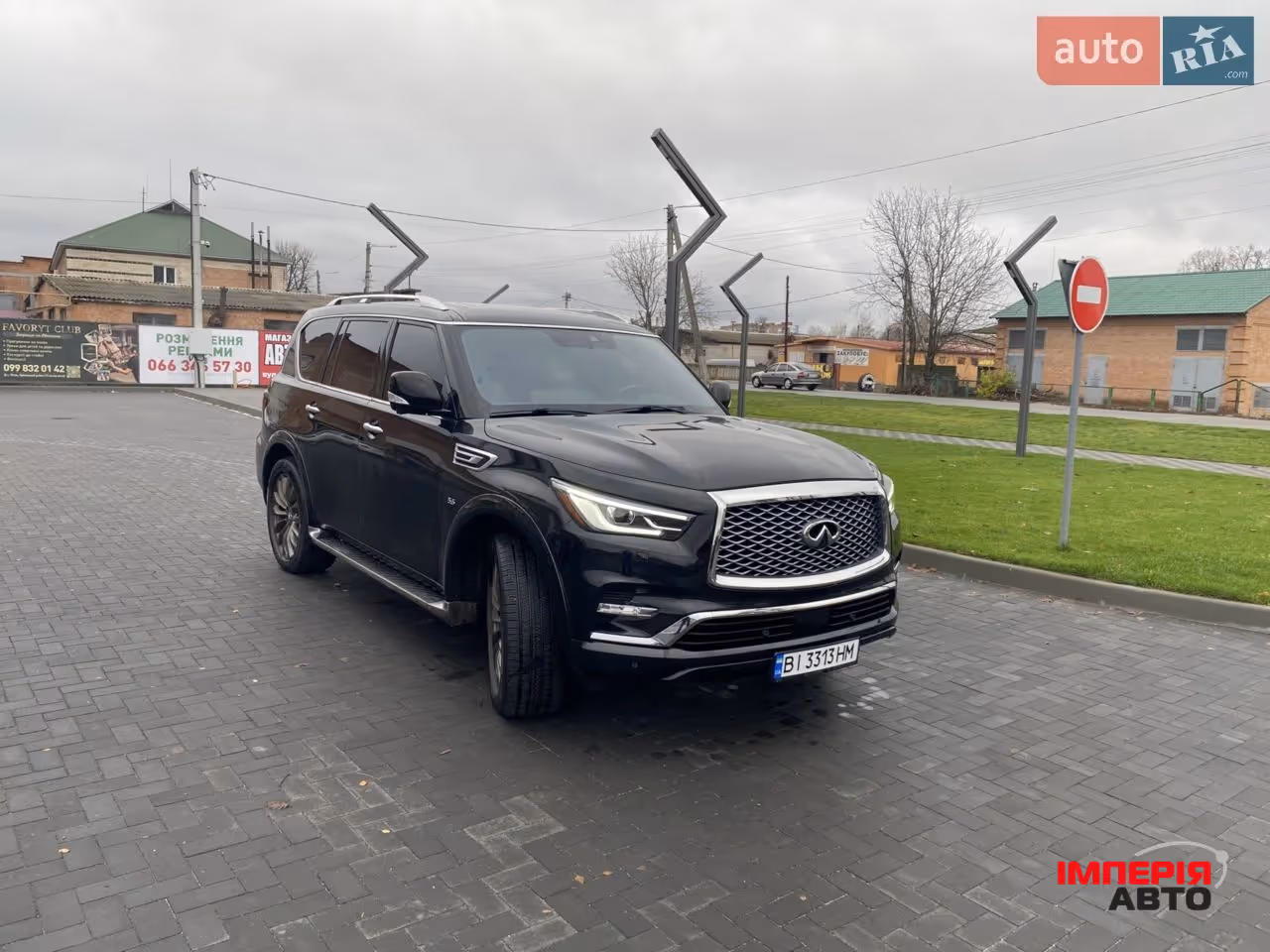 Infiniti QX80 - фото 6