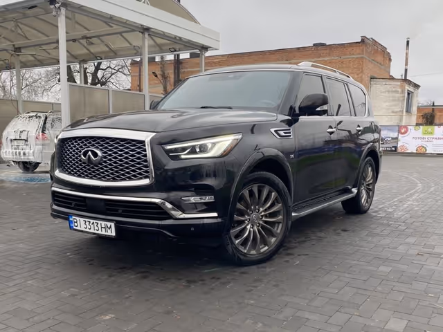Infiniti QX80 - фото 1