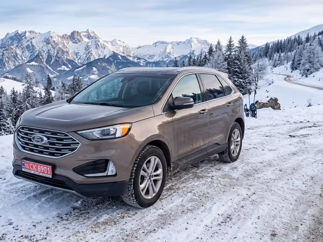 Ford Edge - фото 2