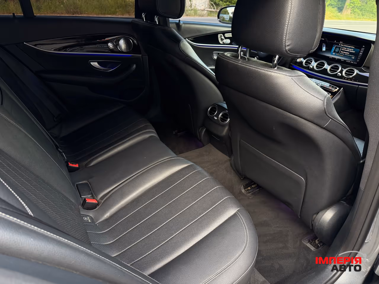 Mercedes-Benz E-Класс - фото 23