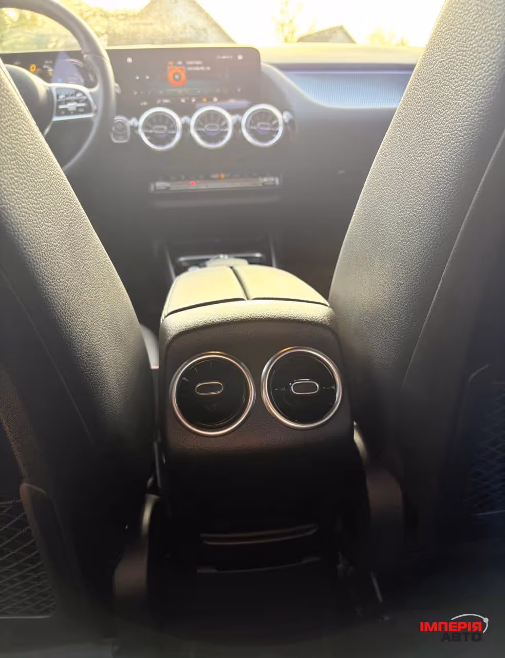 Mercedes-Benz GLA - фото 13