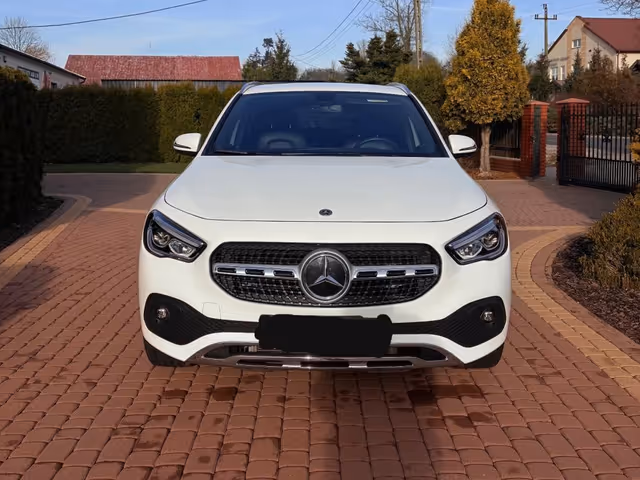 Mercedes-Benz GLA - фото 3