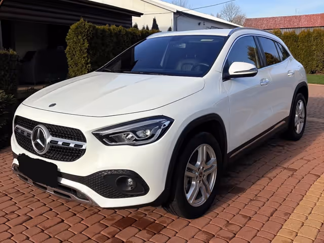 Mercedes-Benz GLA - фото 2
